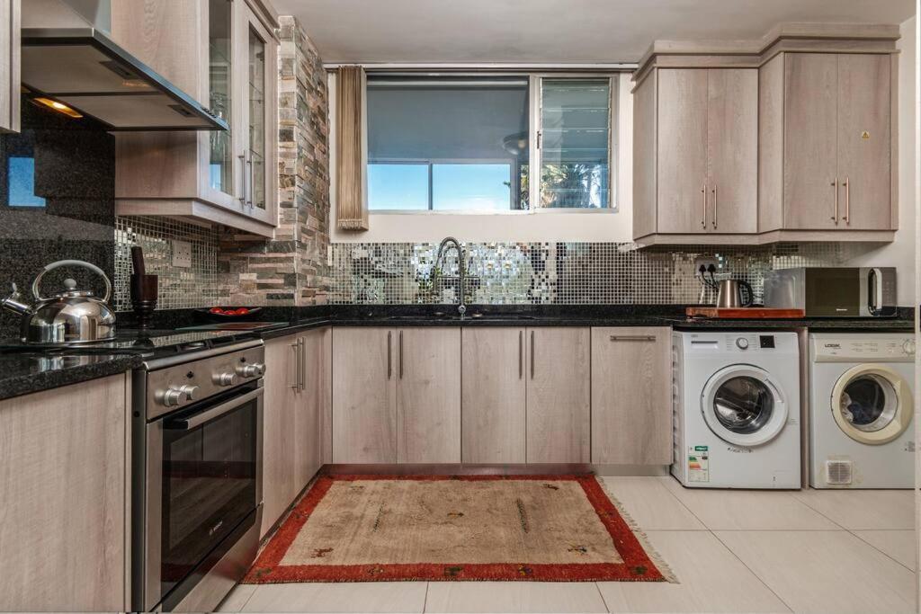Elegance On Apartment Cape Town